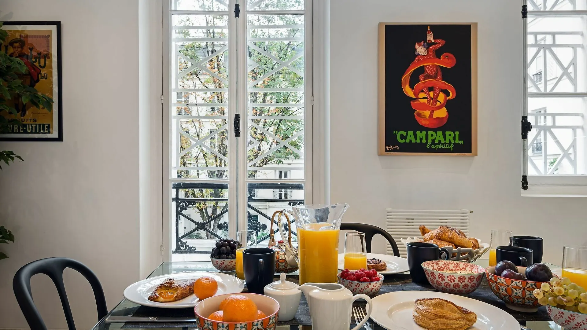 Lägenhet Rue Honore Chevalier - Two Bedroom Paris